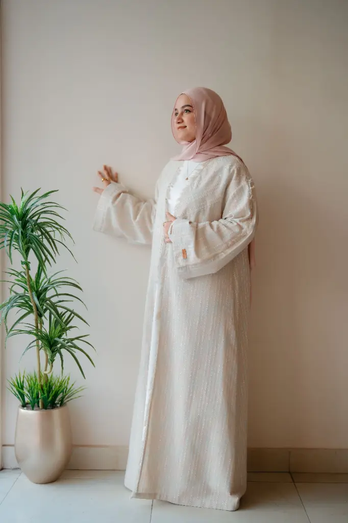 Noor Abaya